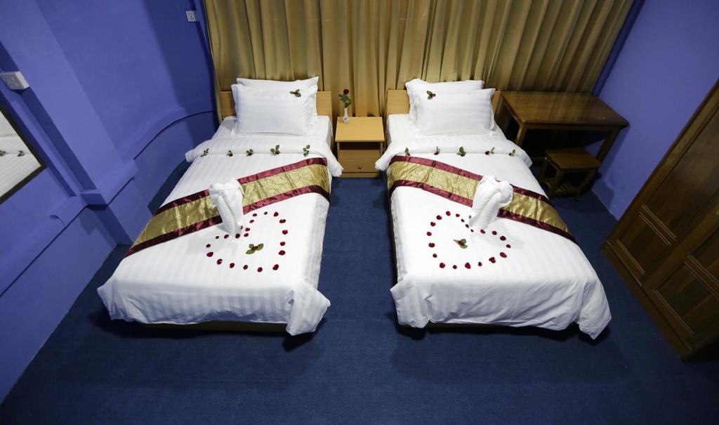 Vacation Hotel Yangon Dış mekan fotoğraf