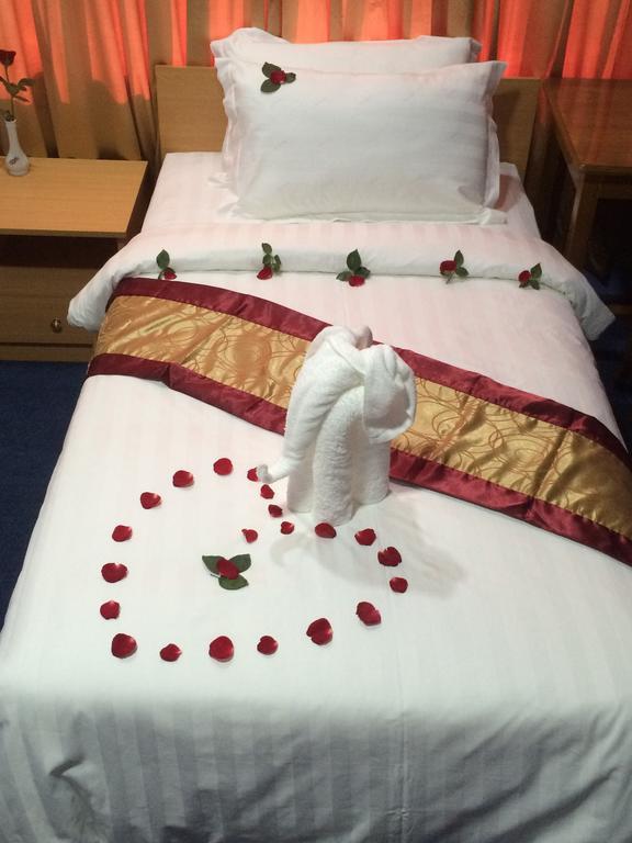 Vacation Hotel Yangon Dış mekan fotoğraf
